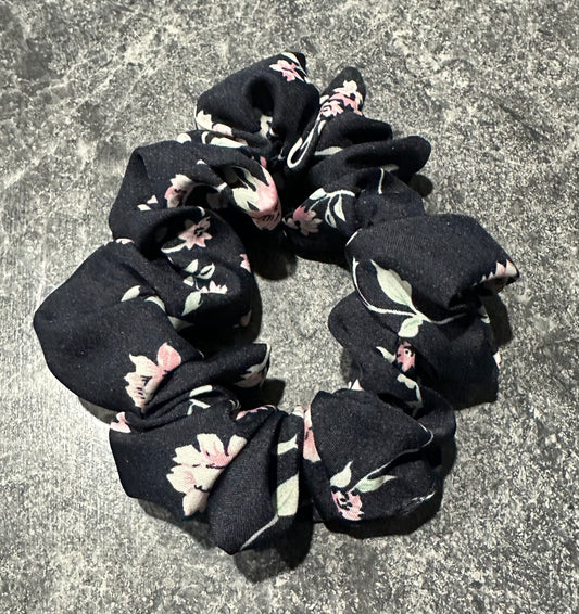 Small Scrunchie